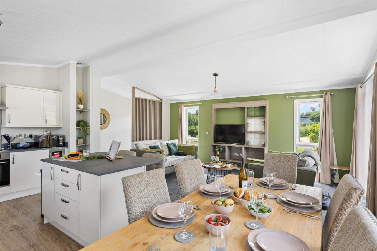 Rose Lodge, 21 Roadford Lake Lodges Lifton المظهر الخارجي الصورة